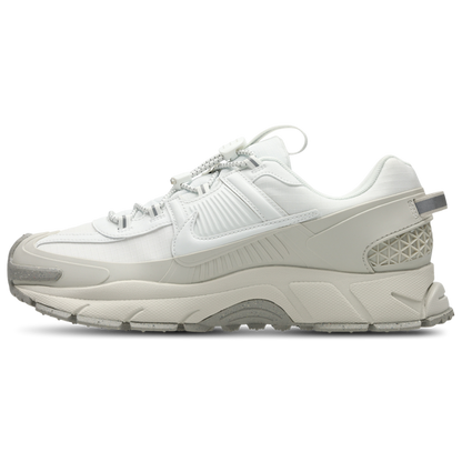 Nike Zoom Vomero Roam White Sneaker